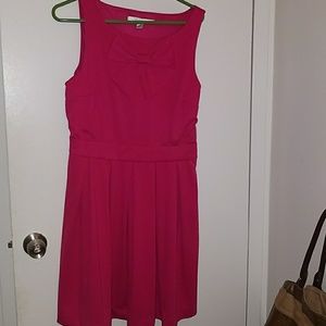 Adorable pink bow dress