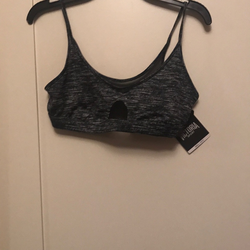 Victoria sport bra