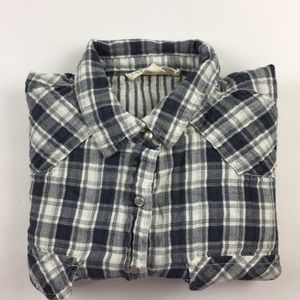 Love Stitch Woman’s Plaid Flannel