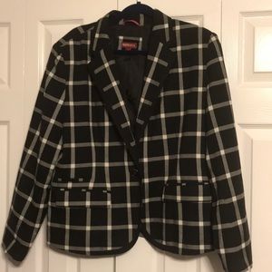 Beautiful plaid Blazer