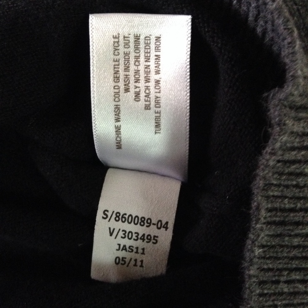 Old Navy V- Neck Sweater Striped Black&Gray  Large - Picture 3 of 8