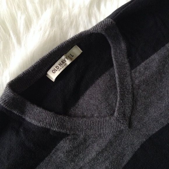 Old Navy V- Neck Sweater Striped Black&Gray  Large - Picture 2 of 8