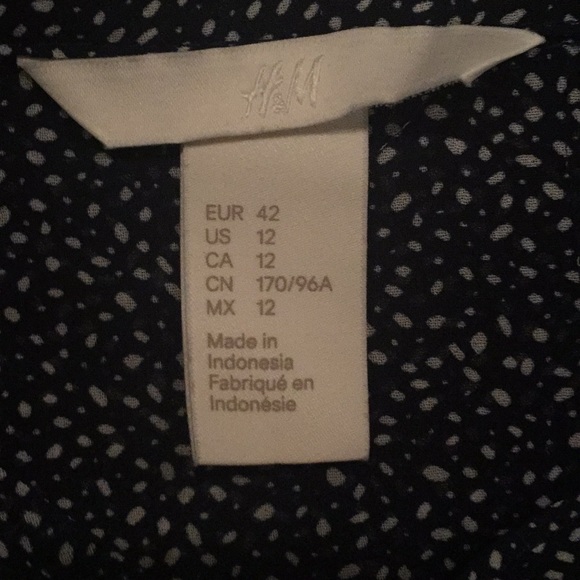 H&M Button Up Tank! - Picture 2 of 3