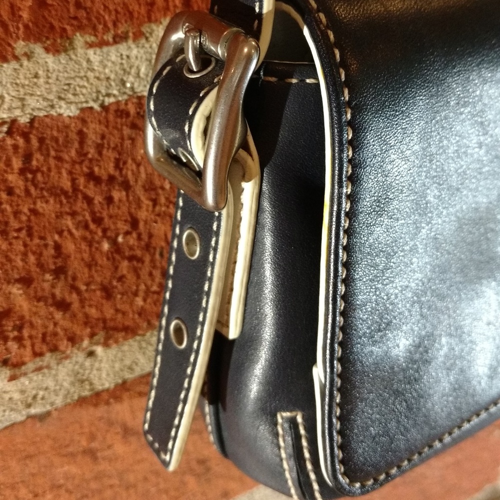 Authentic Coach Cross Body***price is firm!**"