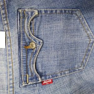 Women's plus size 24 levi's