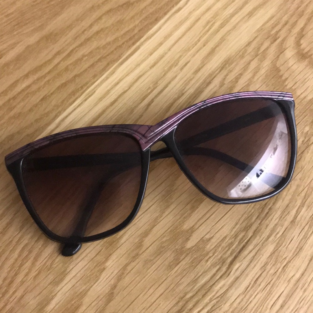 Vintage sunglasses 🕶⚡️