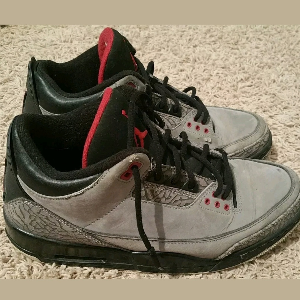 Nike Air Jordan's Retro 3 size 10 men's Grey, Red