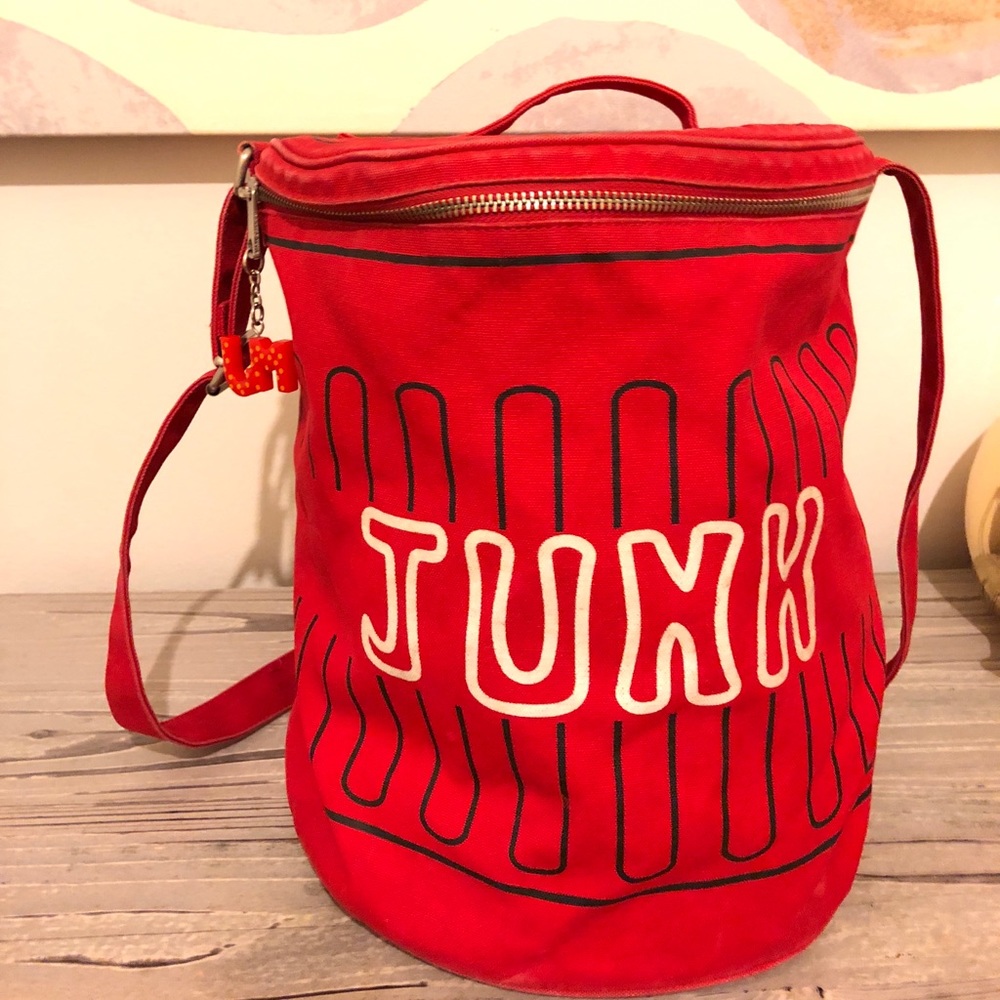 Marc Jacobs bucket bag