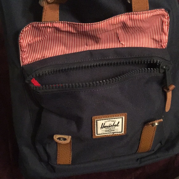 Herschel Backpack - Picture 4 of 4