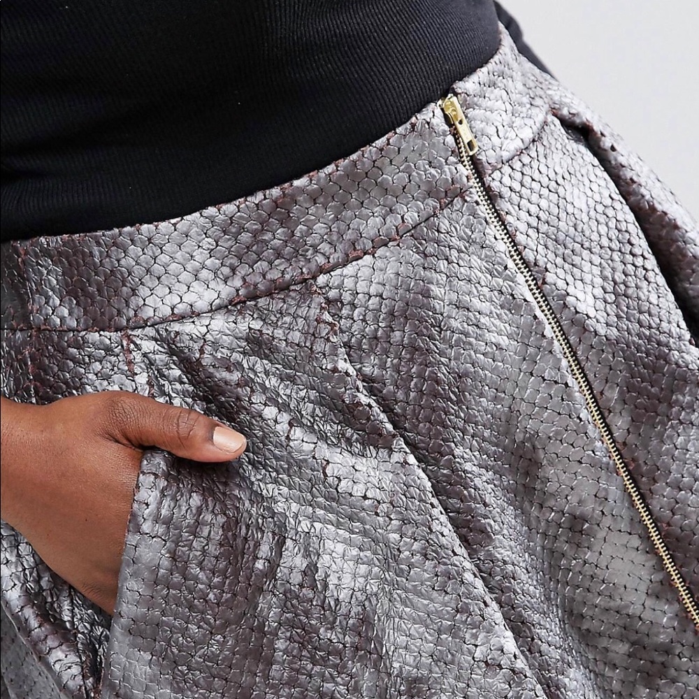 Elvi plus metallic skirt in reptile print