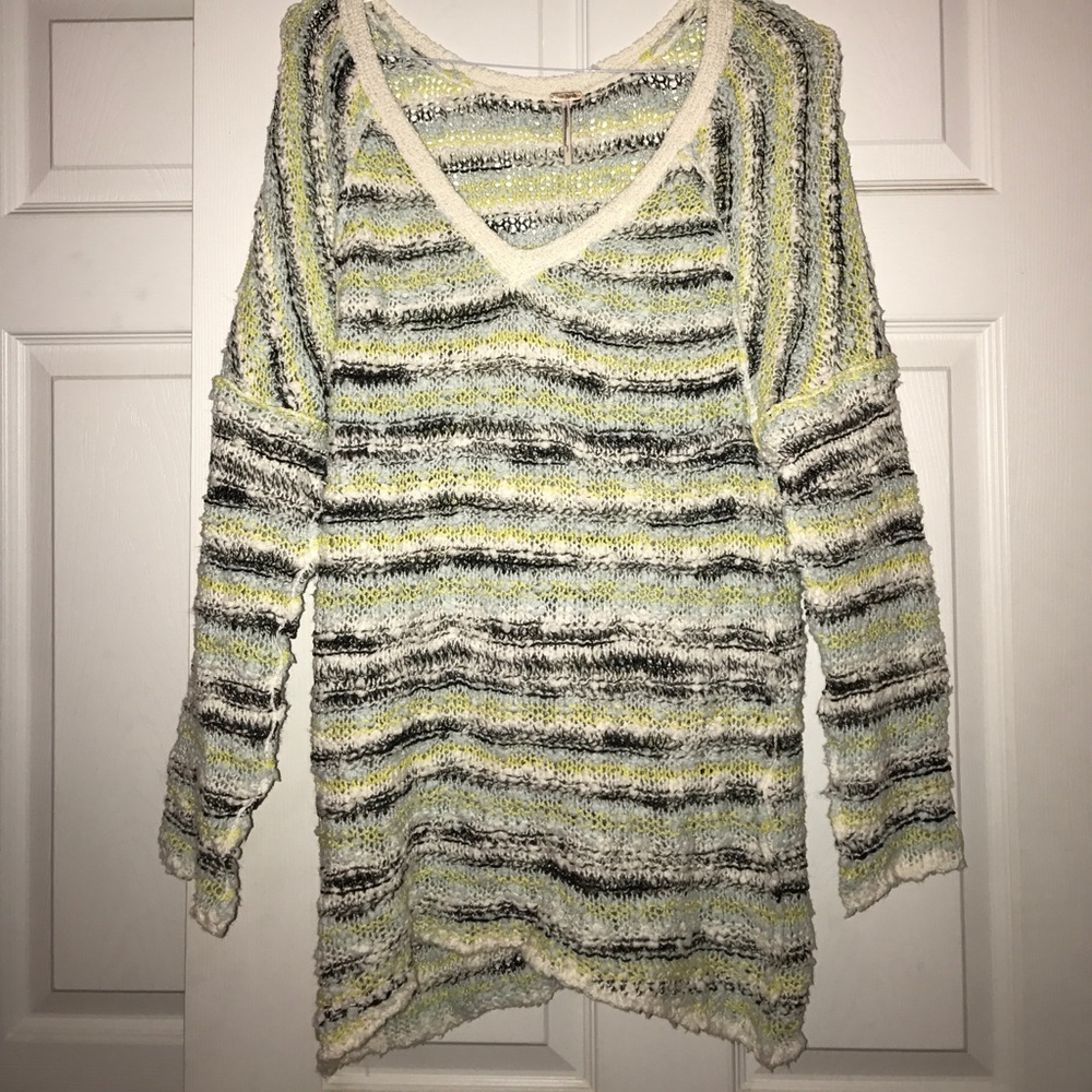 FREE PEOPLE SWEATER! Sz S