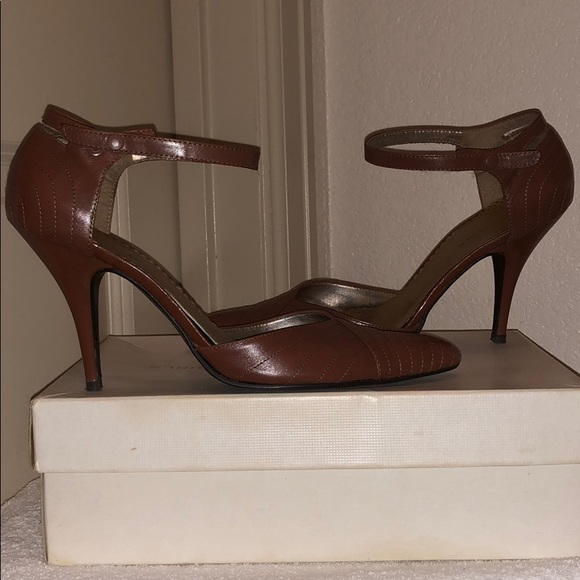 bcbgirls heels price