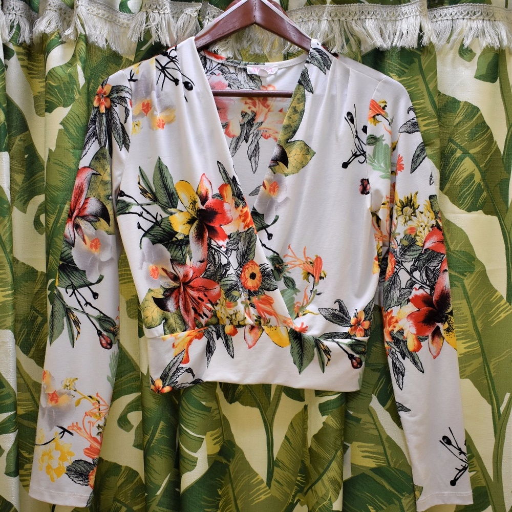 Tropical Half Top with Long Sleeves - Low Cut