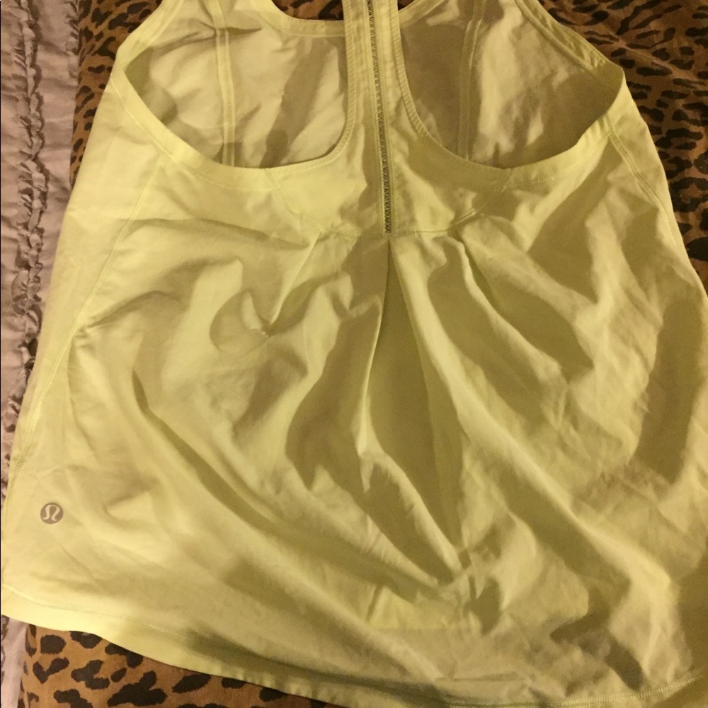 Lululemon tank