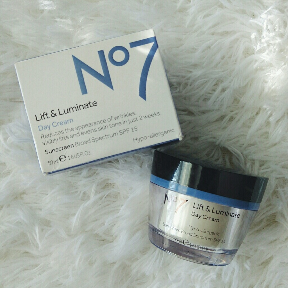 🚫SOLD🚫 No7 lift + luminate cream