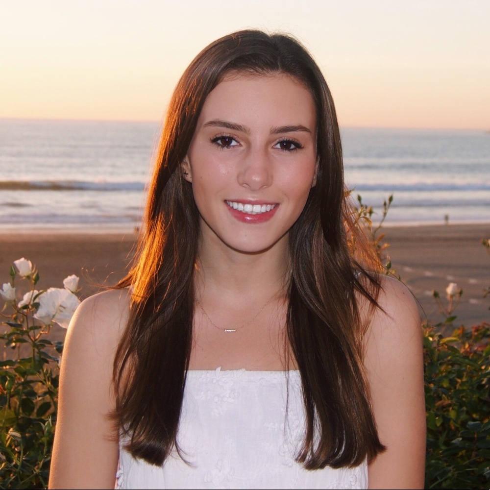 Meet your Posher, Danielle