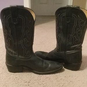 *reduced* 🤠 cowboy boots