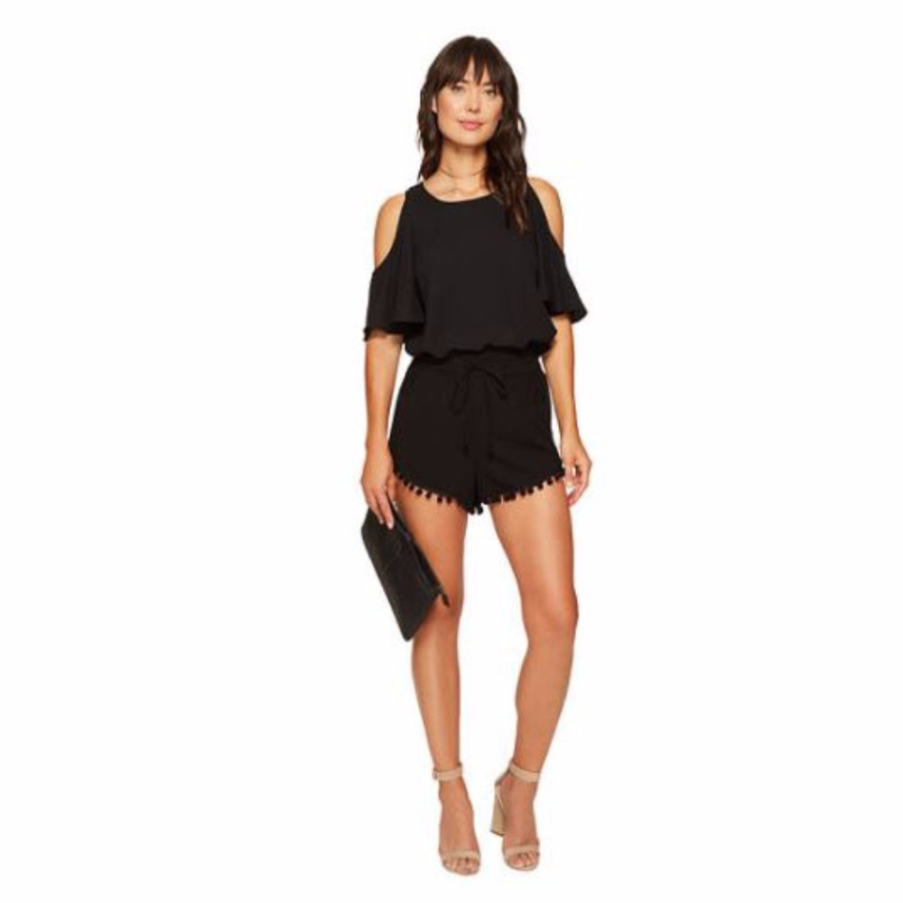 Kensie Drawstring Pom-Pom Crepe Black Shorts  NWT - Picture 2 of 8