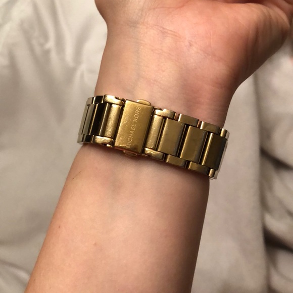 Michael kors Swarovski watch - Picture 6 of 6