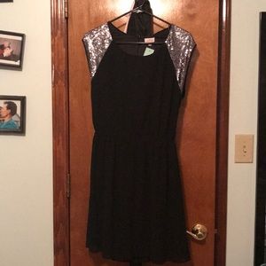 Super cute never worn short Party dress!