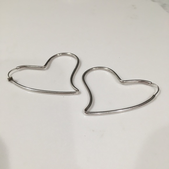 Earrings - Picture 2 of 8