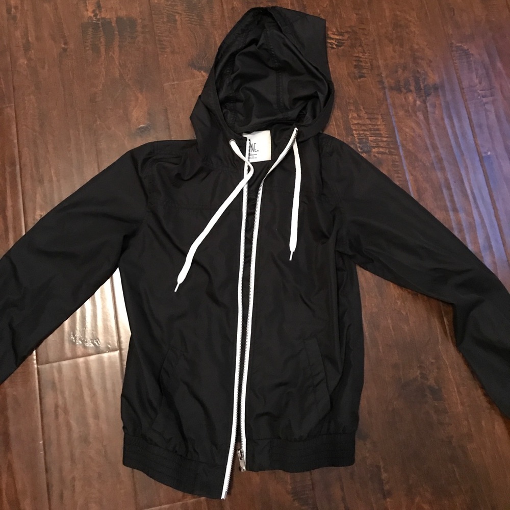 Black WOMENS Windbreaker