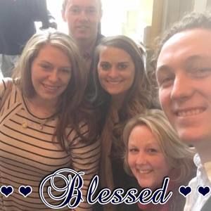 Meet your Posher, Suzanne