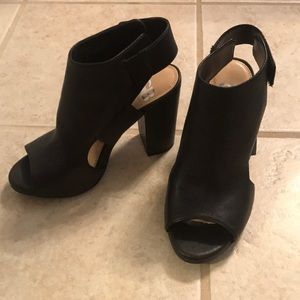 Gianni Bini Shoes
