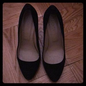 Black suede j crew pumps