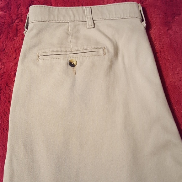 Men's Khaki Pleated Front Pants - 36 x 32 - Picture 5 of 13
