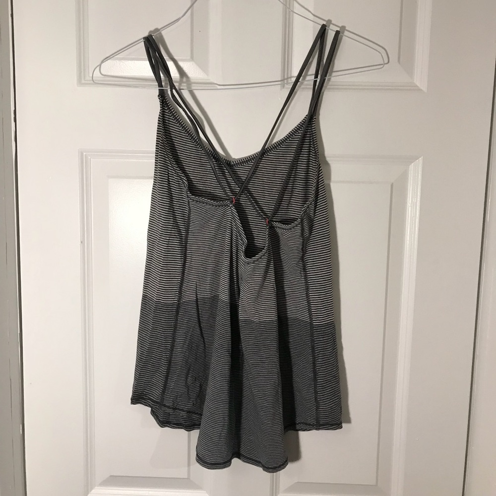 Lululemon two tone stripe tank top