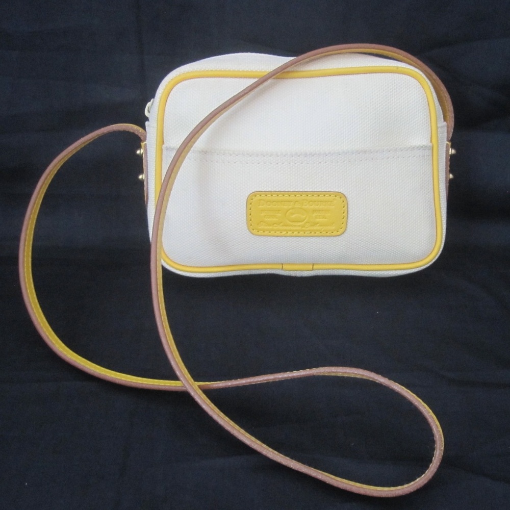 DOONEY & BOURKE YELLOW LEATHER SHOULDER HANDBAG