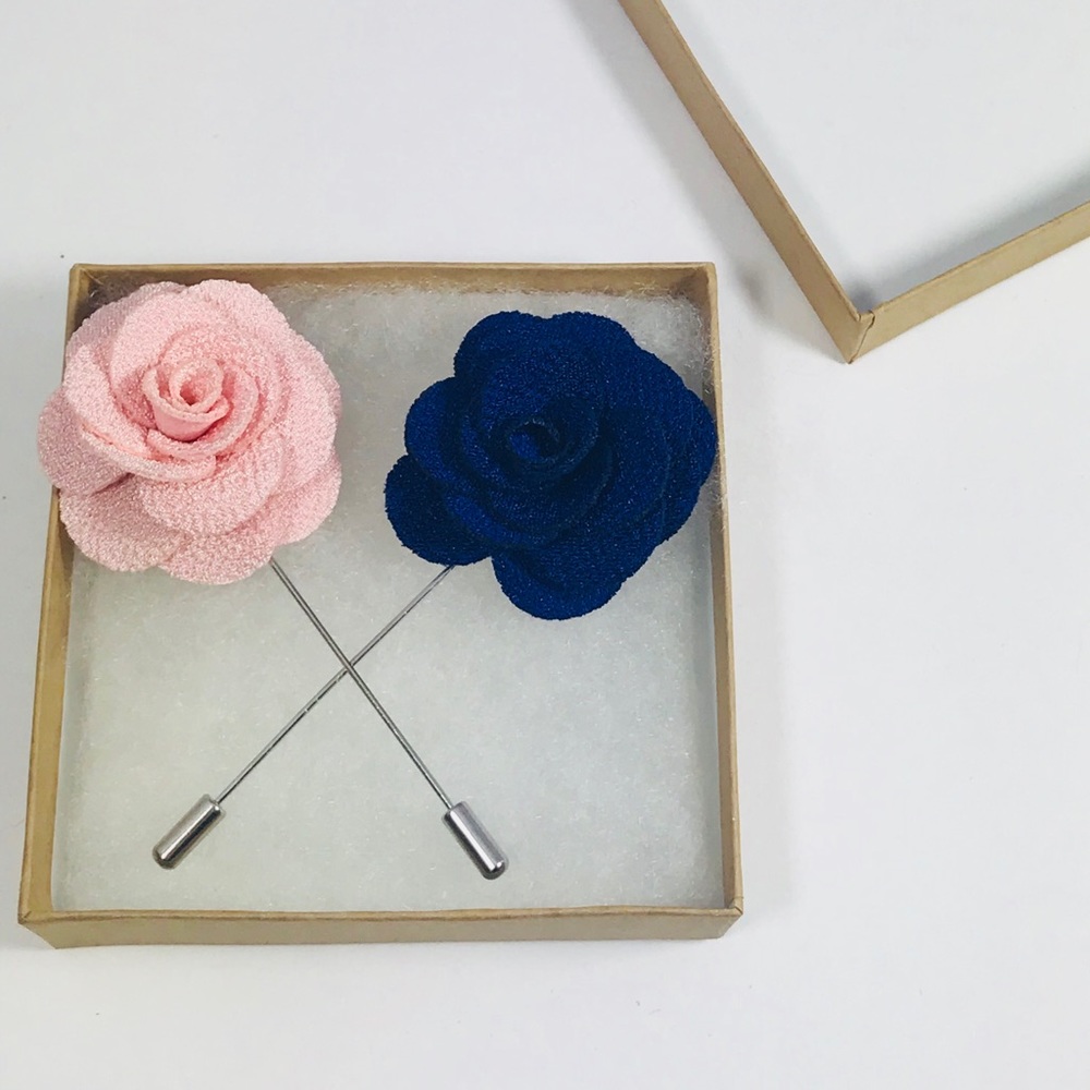 Men lapel pins of flowers set lot of two