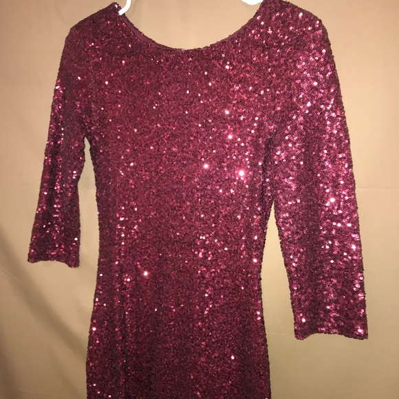 TFNC body-con sequin Dress-Size S - Picture 4 of 8