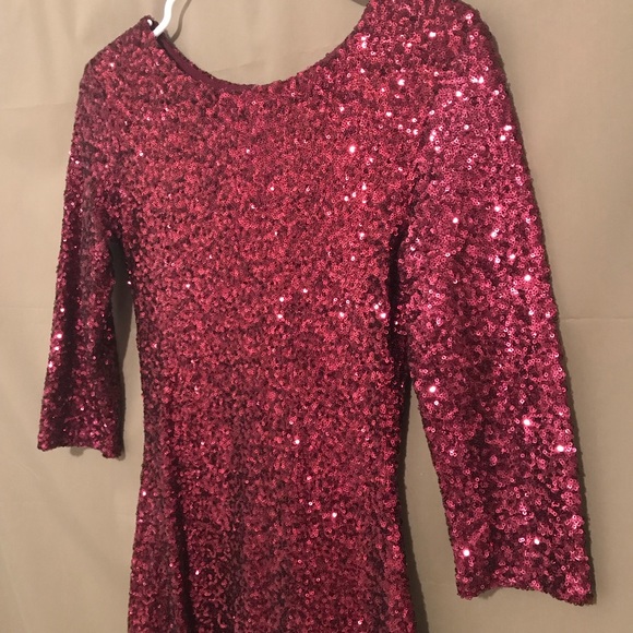 TFNC body-con sequin Dress-Size S - Picture 5 of 8