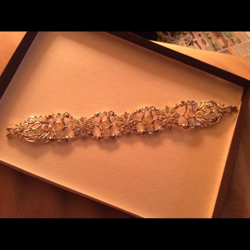 Silver Rhinestone Bracelet - Picture 1 of 1