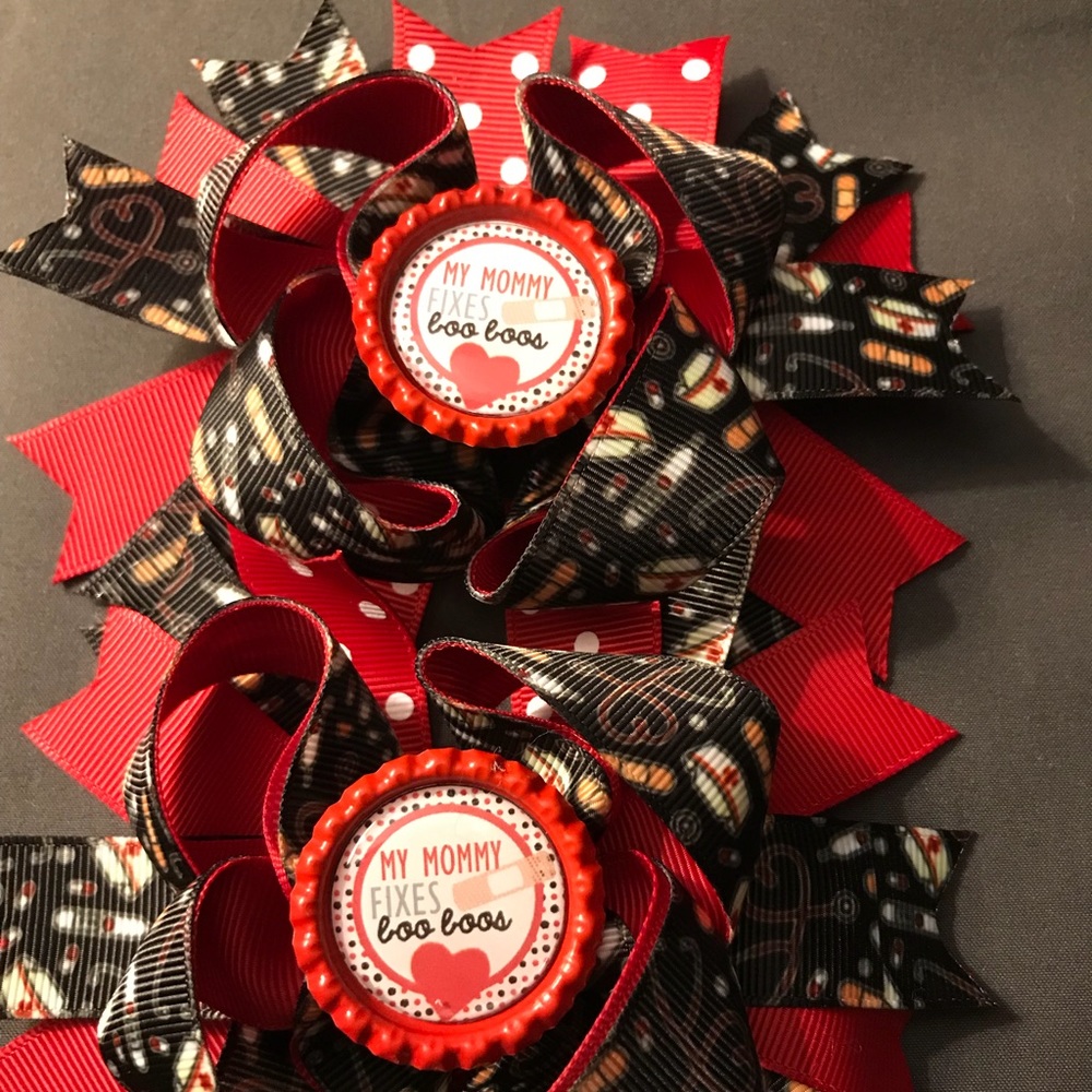 Nurse Mom Pair of Hairbows