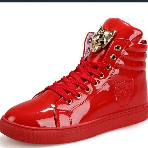 Glossy Lion Shoes 3 Different Colors - Picture 2 of 4