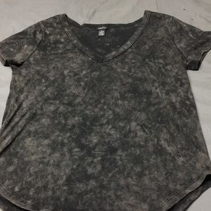 Rue 21 Grey and Black V-Neck shirt