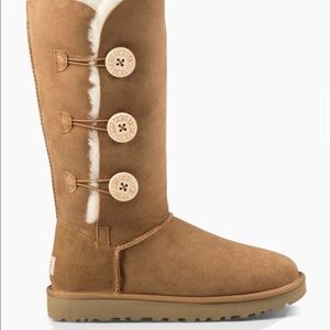 New UGG Bailey Button Triplet