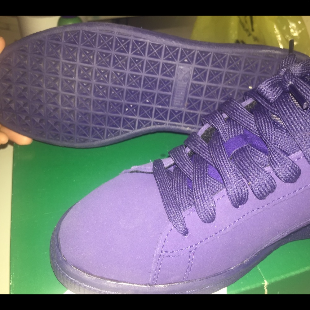 Puma Suede Sneakers