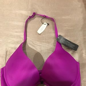 VS Halter Bra front close