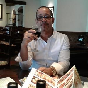 Meet your Posher, Rafael