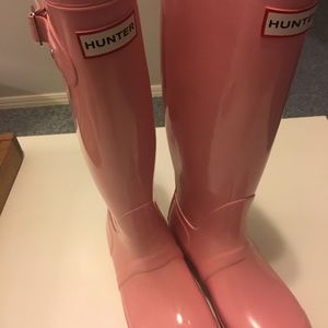 HUNTER TALL BOOTS SIZE 6/7