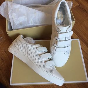 New in box Michael Kors leather Craig Sneaker