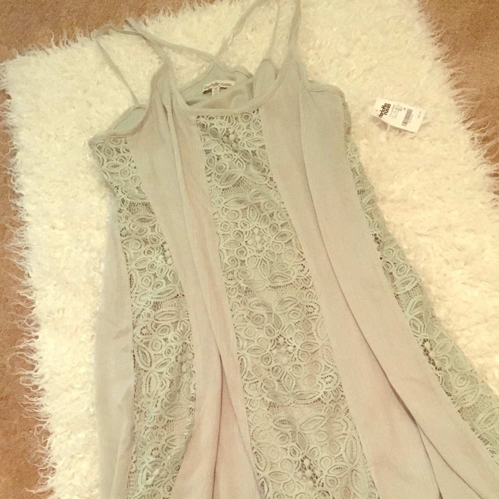 Mint Green Flowy High-Low Slimming Dress 🌹NWT