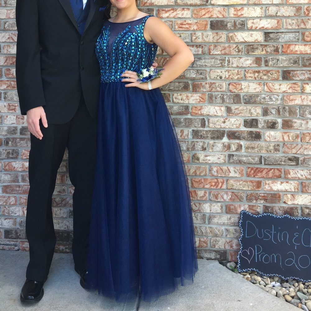 PROM DRESS