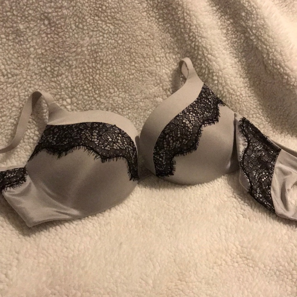 Victoria’s Secret bra