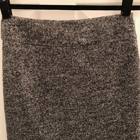 Ann Taylor Tweed Pencil Skirt - Picture 2 of 6