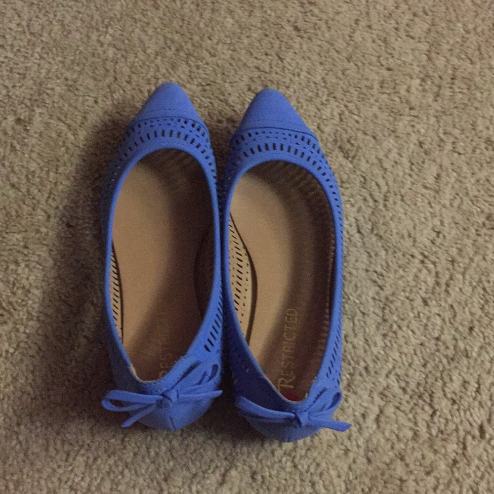 Once worn flats. Really cute!
